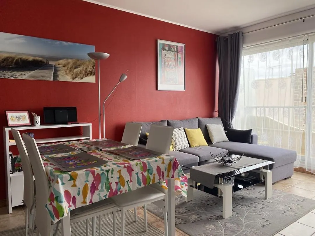 470 - Appartement Acces Direct A La Tres Belle Plage De Caroual 2Km De Sable Fin Erquy 0*,  France